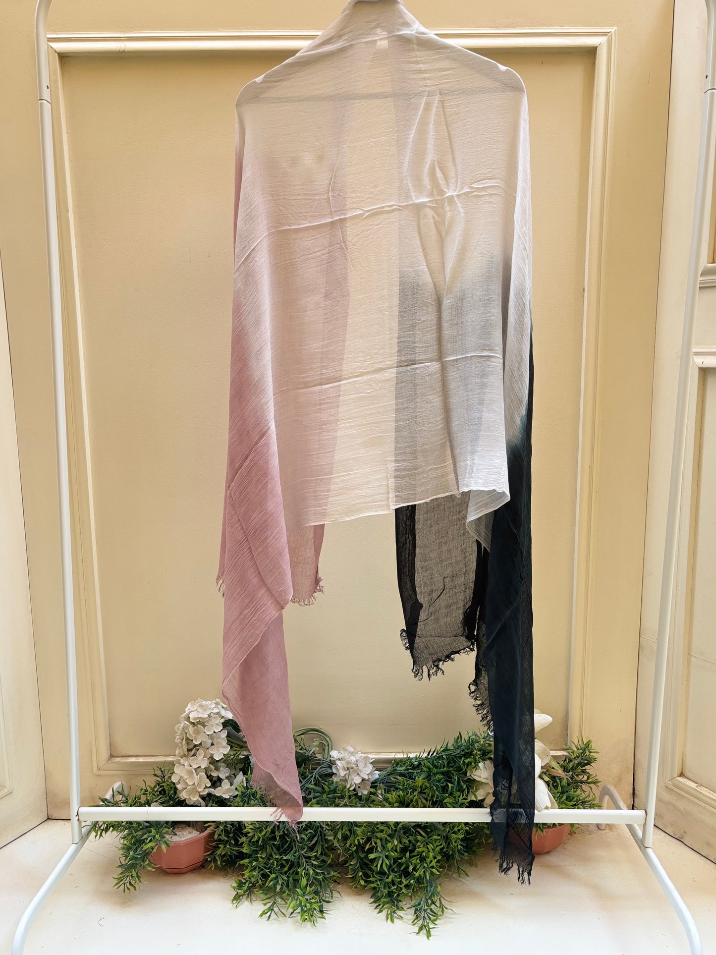 Pink white black ombre linen