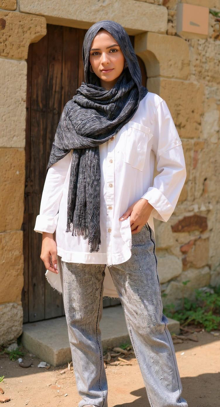 Crinkled Dark grey linen scarf