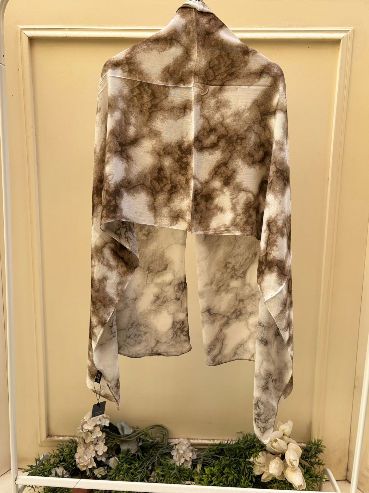 Ice brownish ombre modal