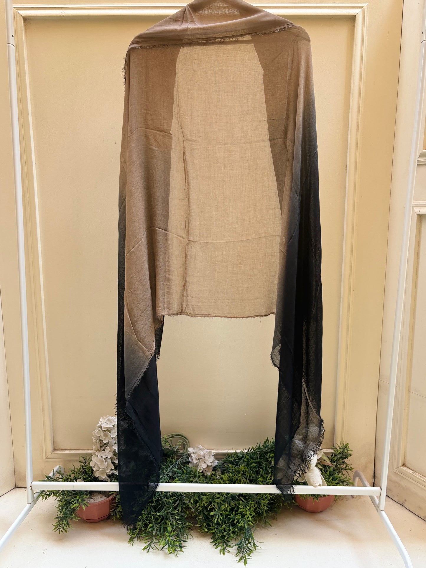 Black cafe ombre linen