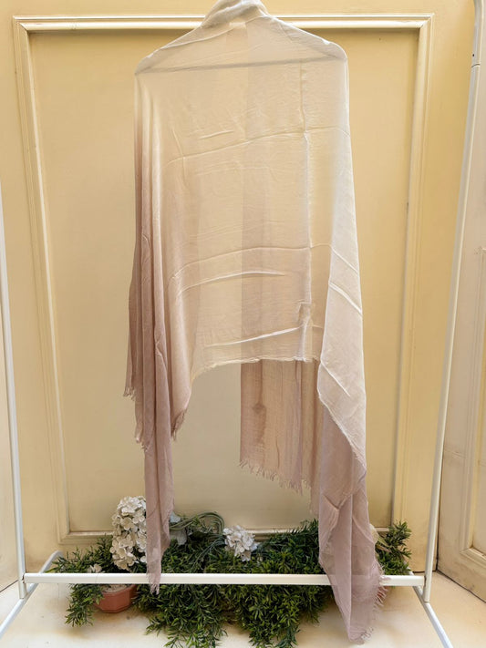 White cashmere ombre linen