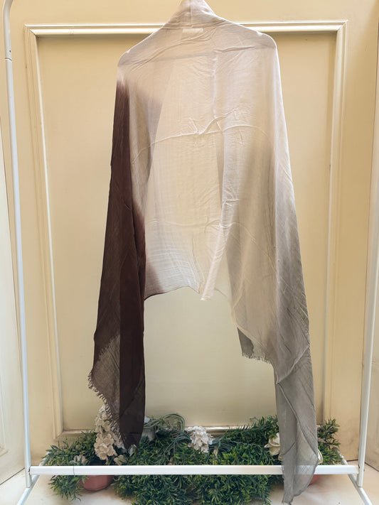 Brugundy white grey ombre linen