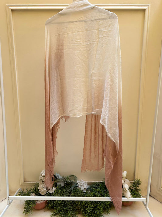 White cashmere ombre linen