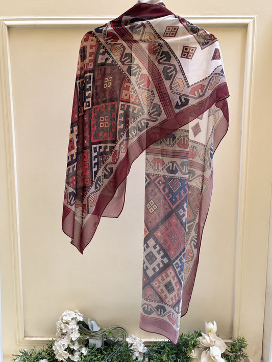 New maroon arabisc