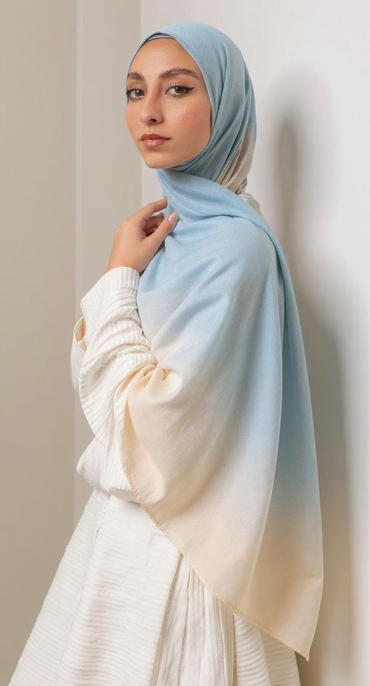 Beige baby blue ombre