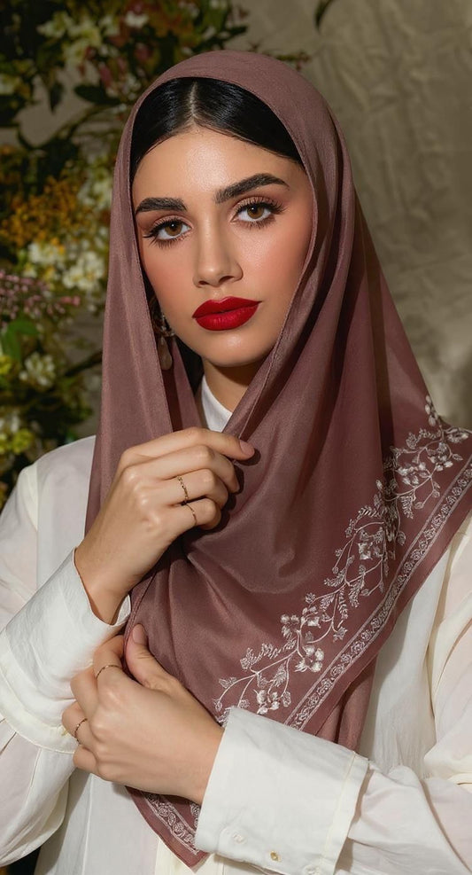 Burgundy arabisc