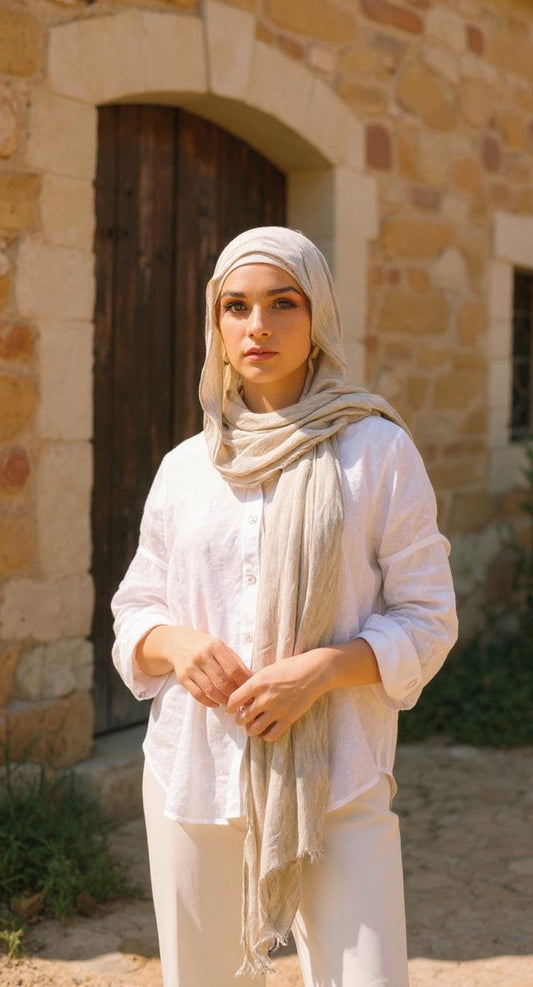 Crinckled beige linen scarf